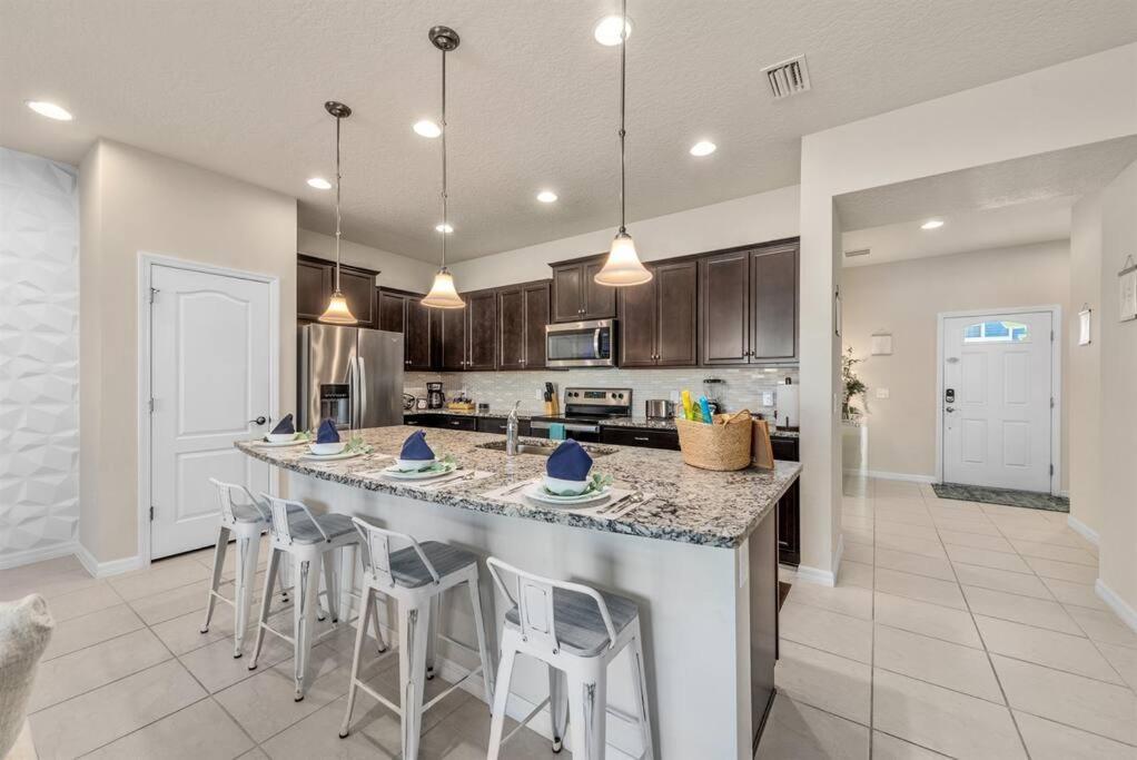 Amazing 5 Bedrooms Home With Pool/Bbq Near Disney Kissimmee Buitenkant foto